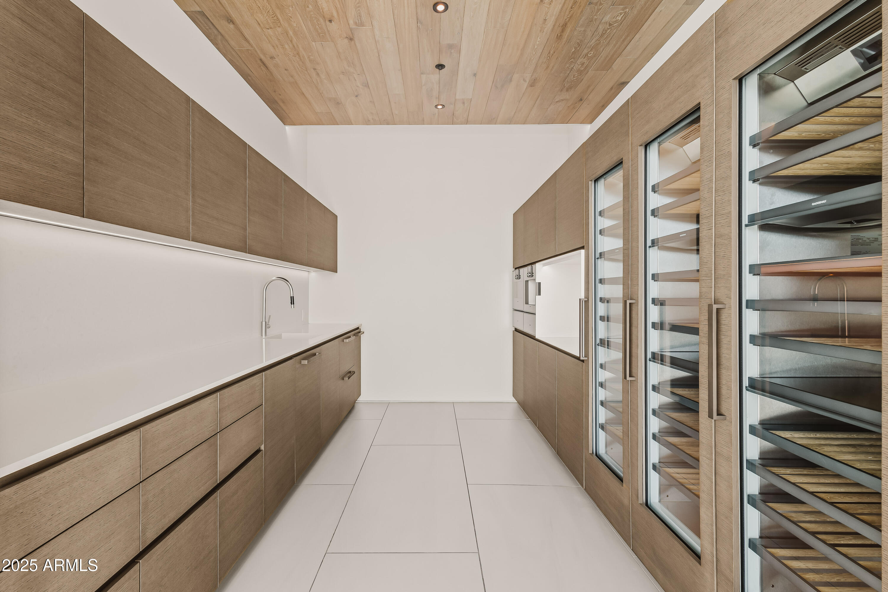 4301 E UPPER RIDGE Way