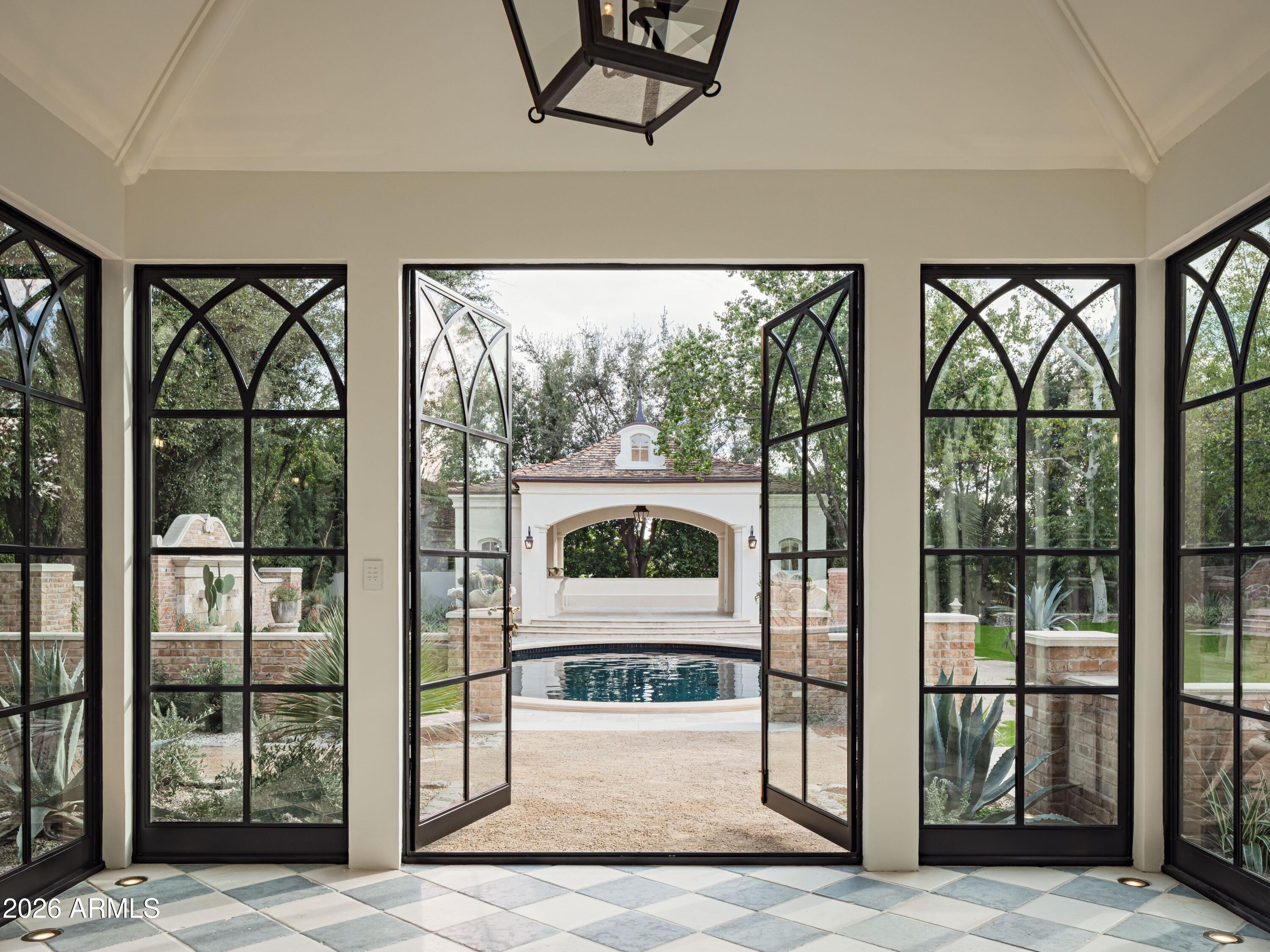 6415 E EXETER Boulevard