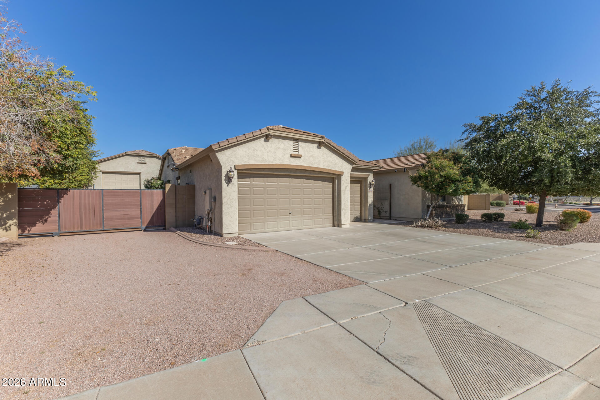 18136 W LAS PALMARITAS Drive