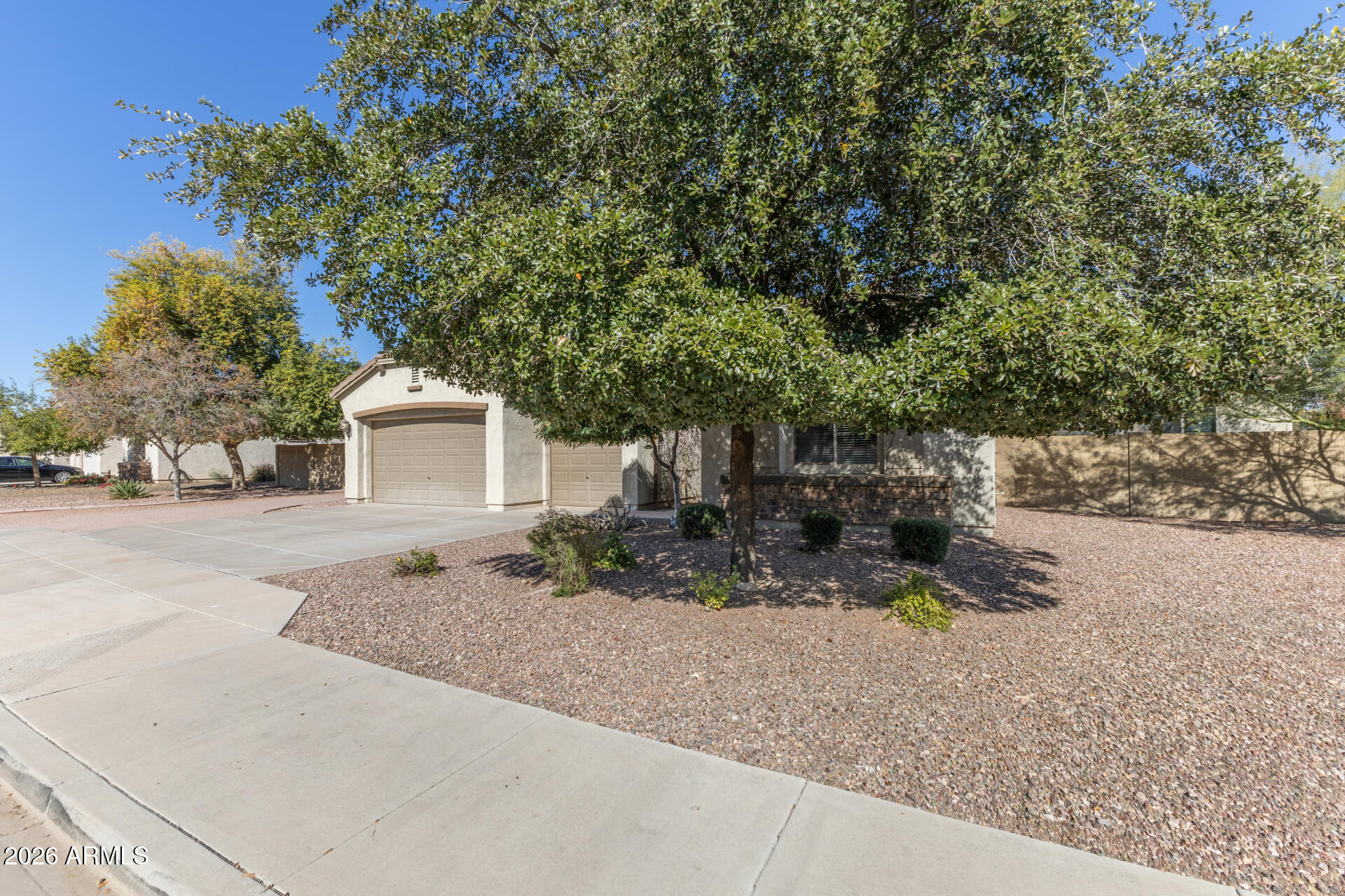 18136 W LAS PALMARITAS Drive