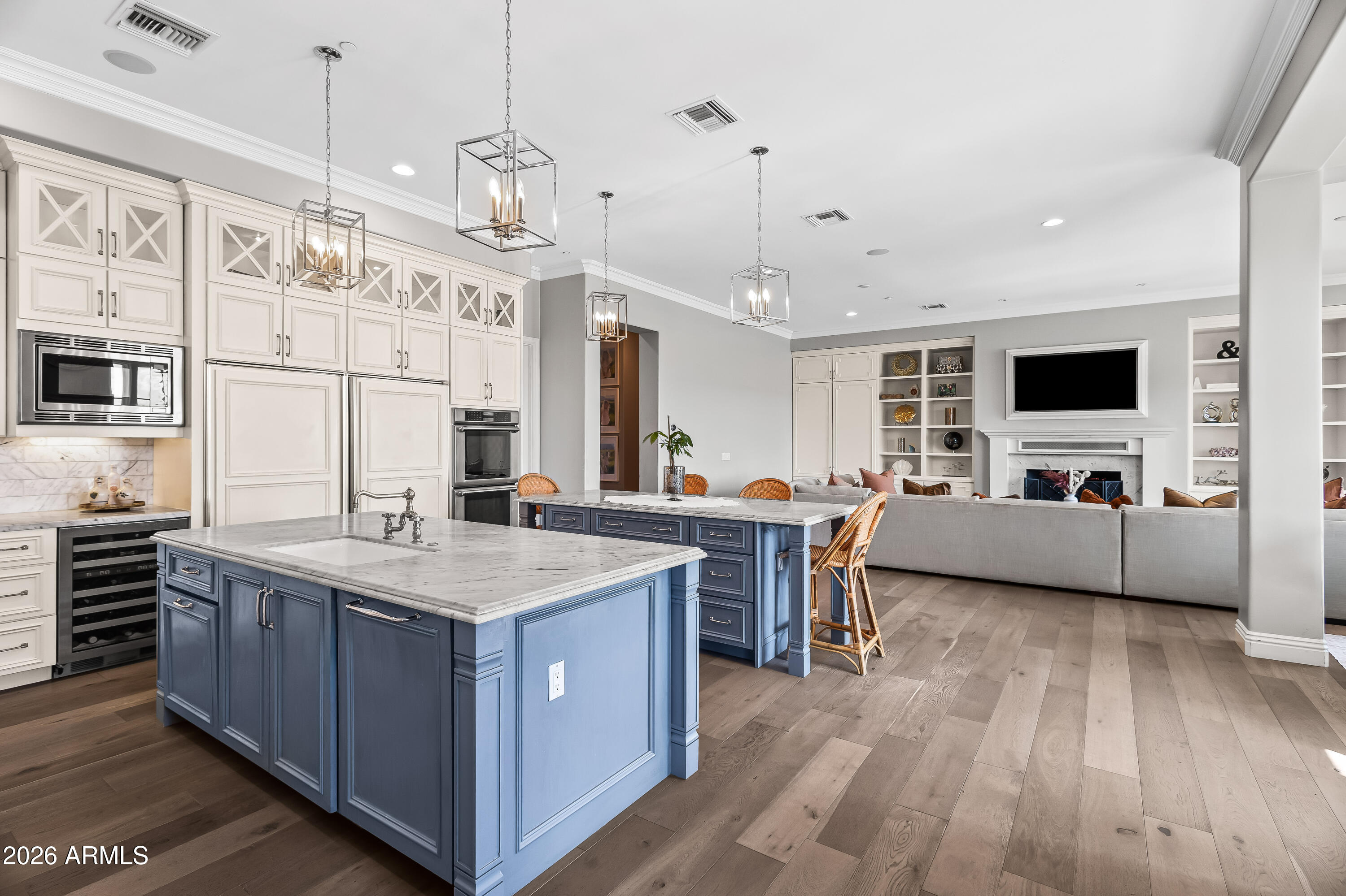 9290 E THOMPSON PEAK Parkway 102