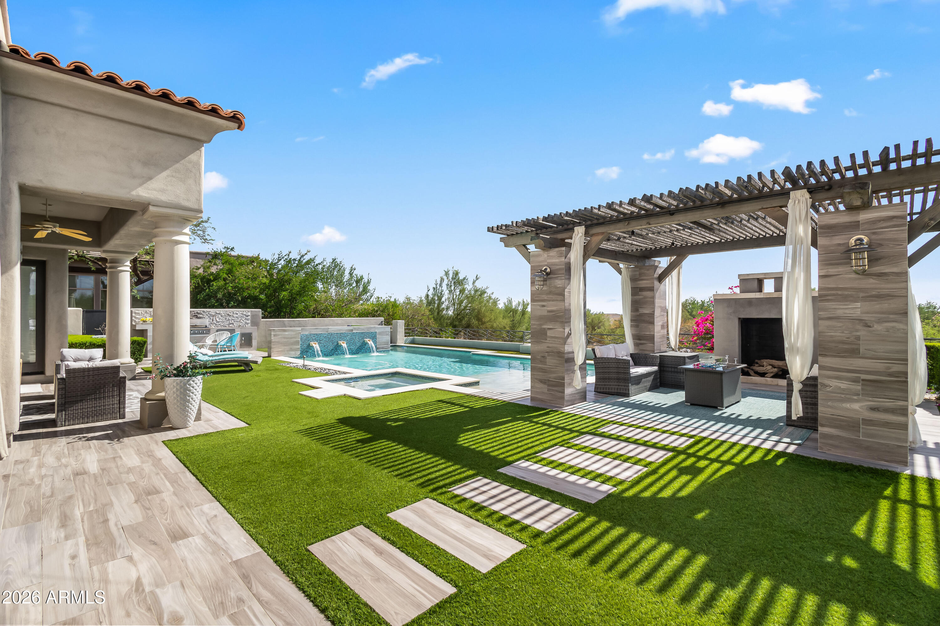 9290 E THOMPSON PEAK Parkway 102