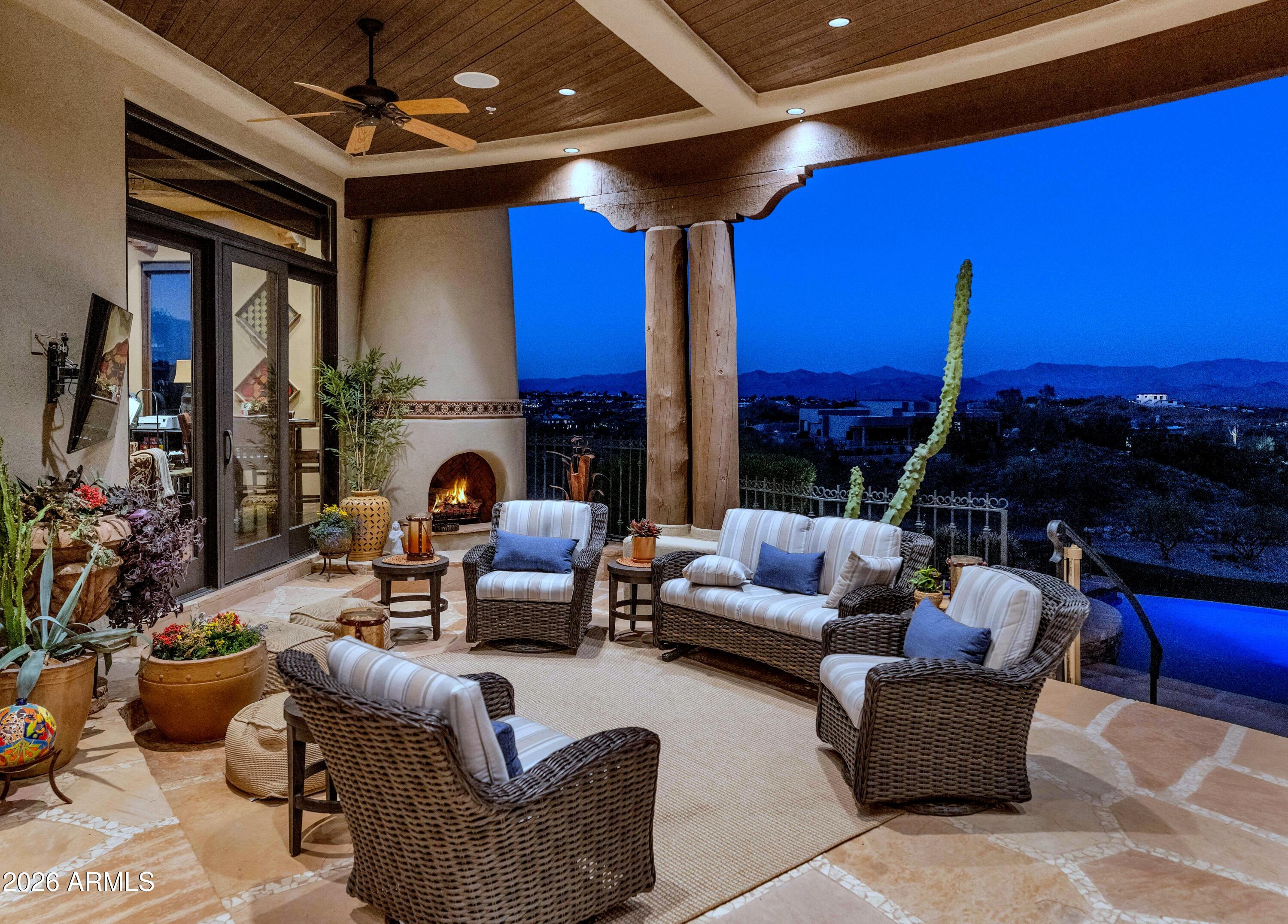9410 N LAVA BLUFF Trail