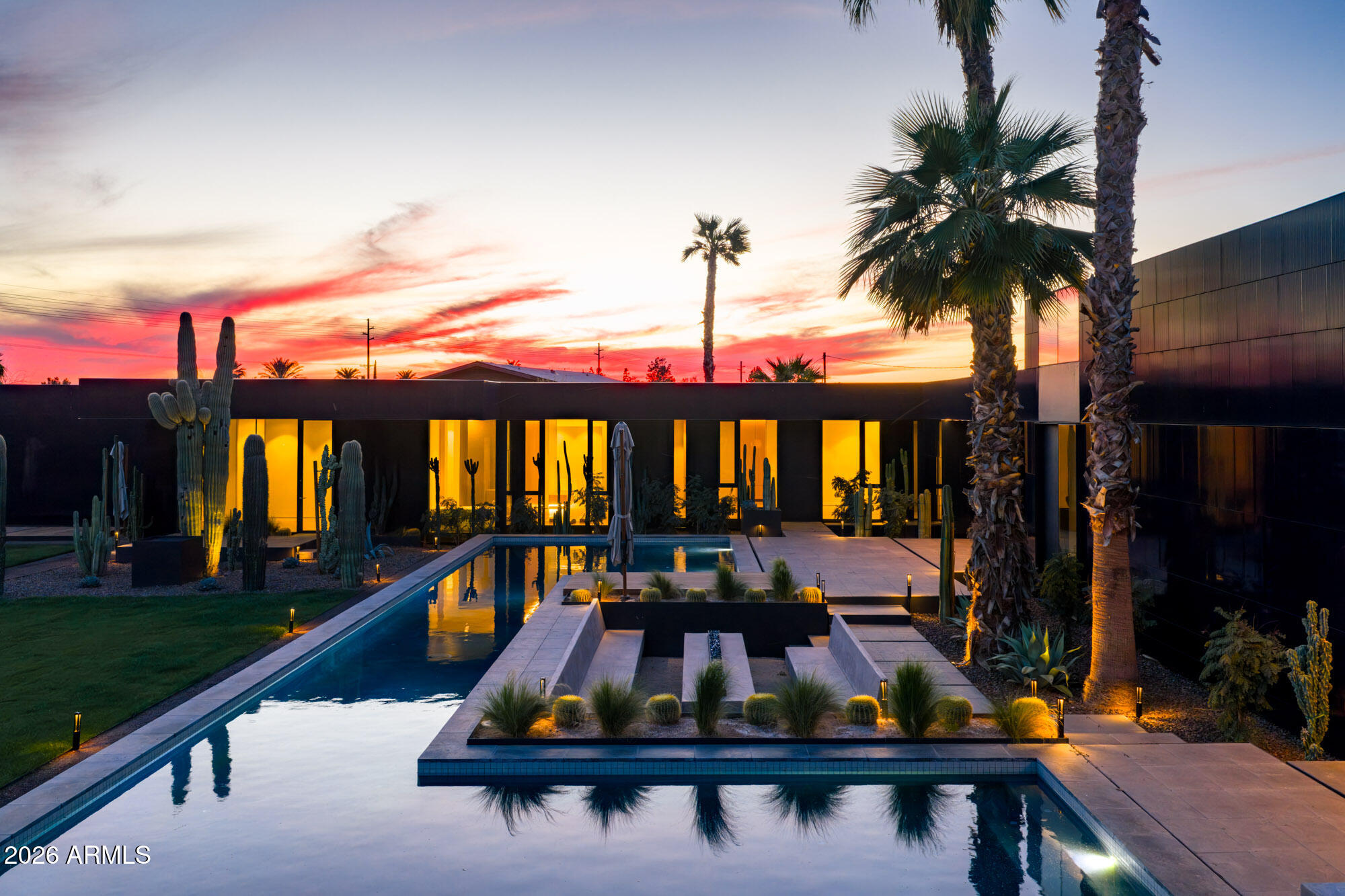 3427 E STANFORD Drive