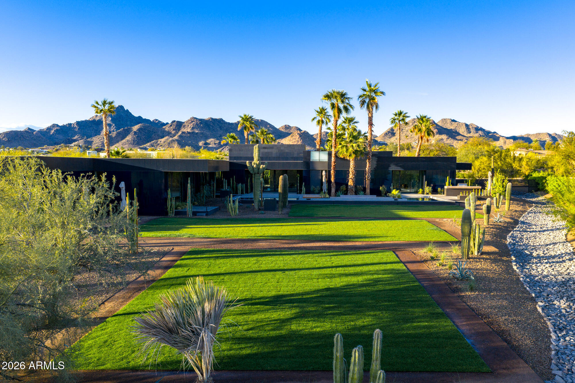 3427 E STANFORD Drive