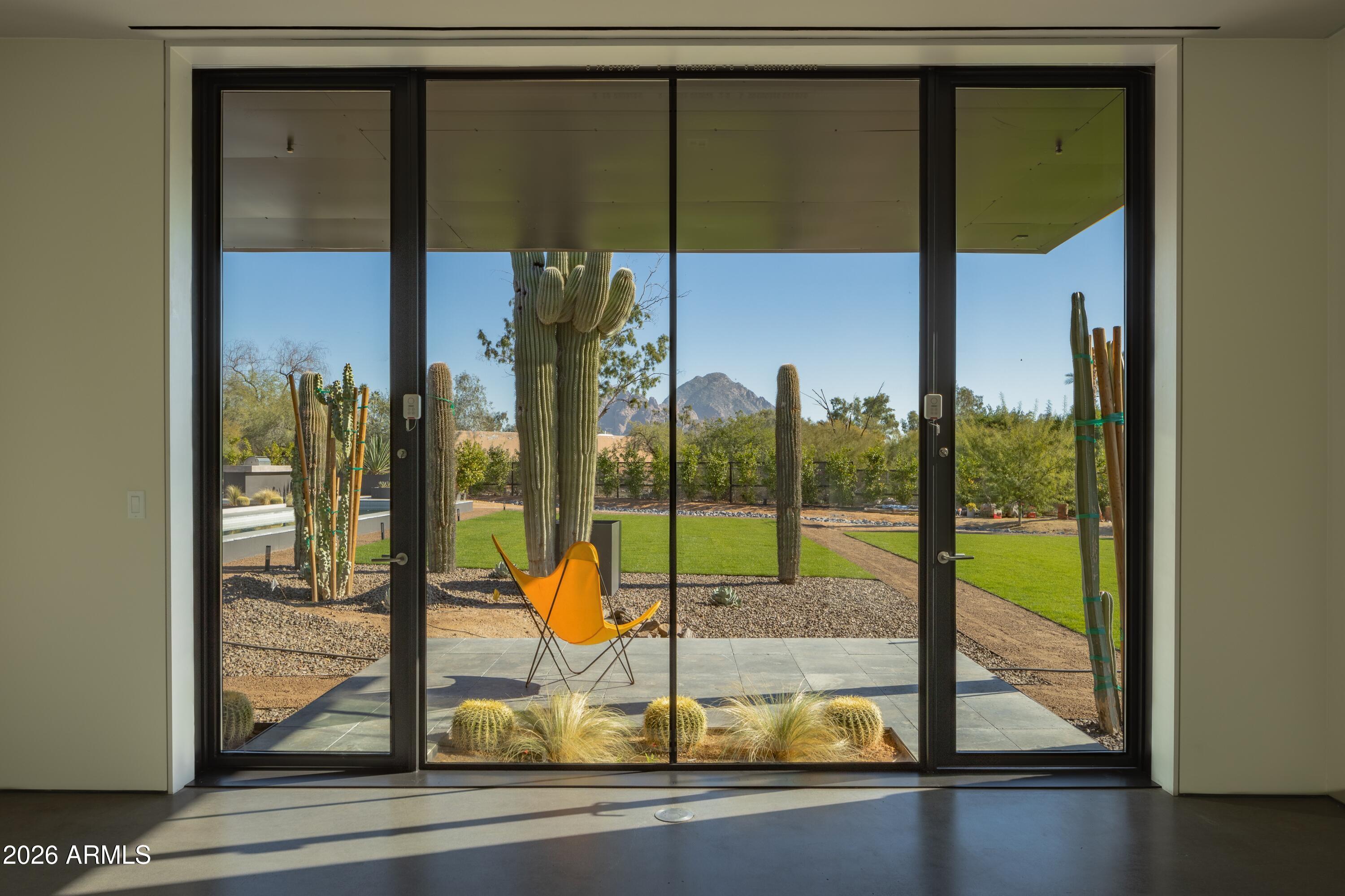 3427 E STANFORD Drive