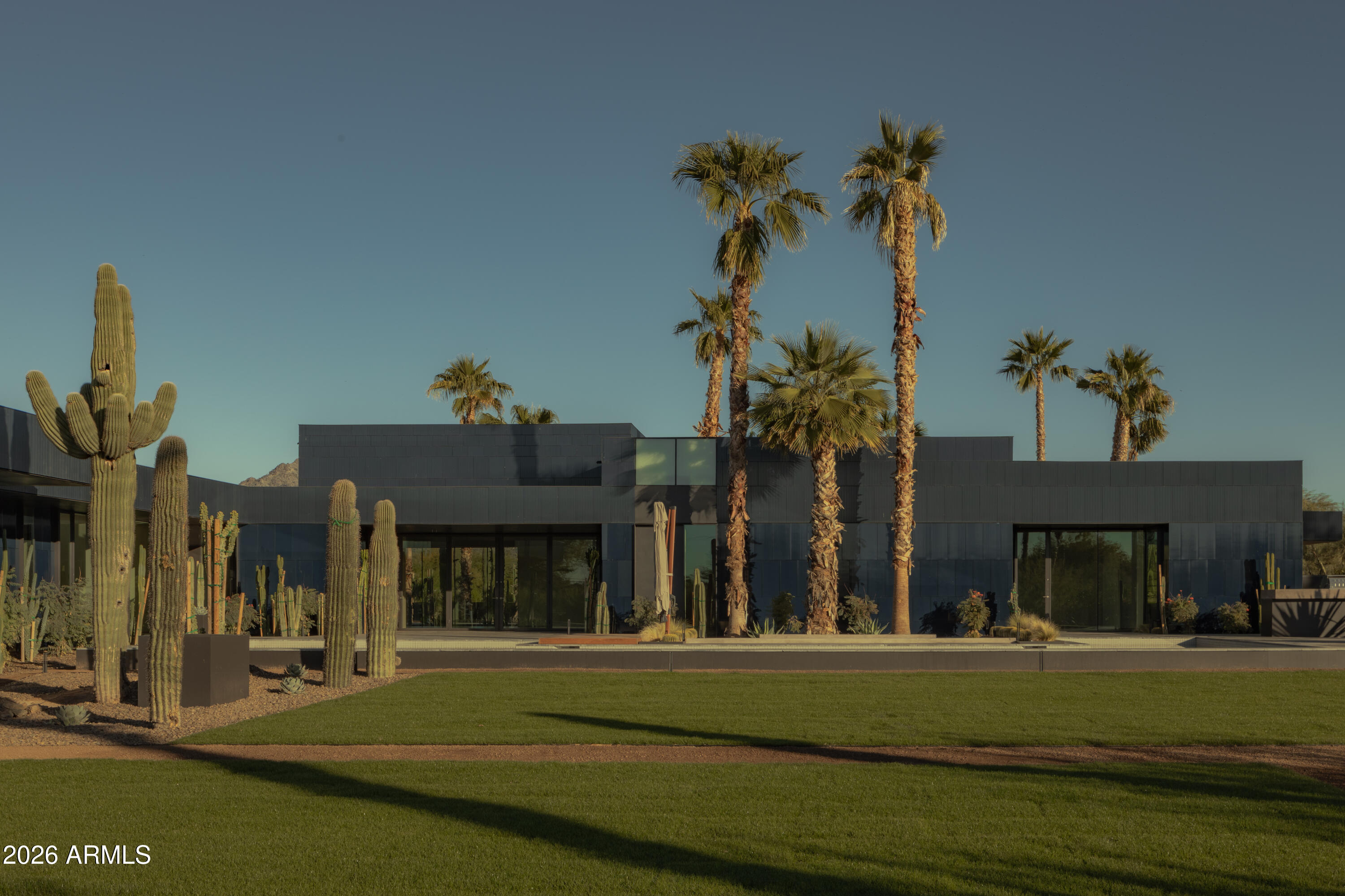 3427 E STANFORD Drive
