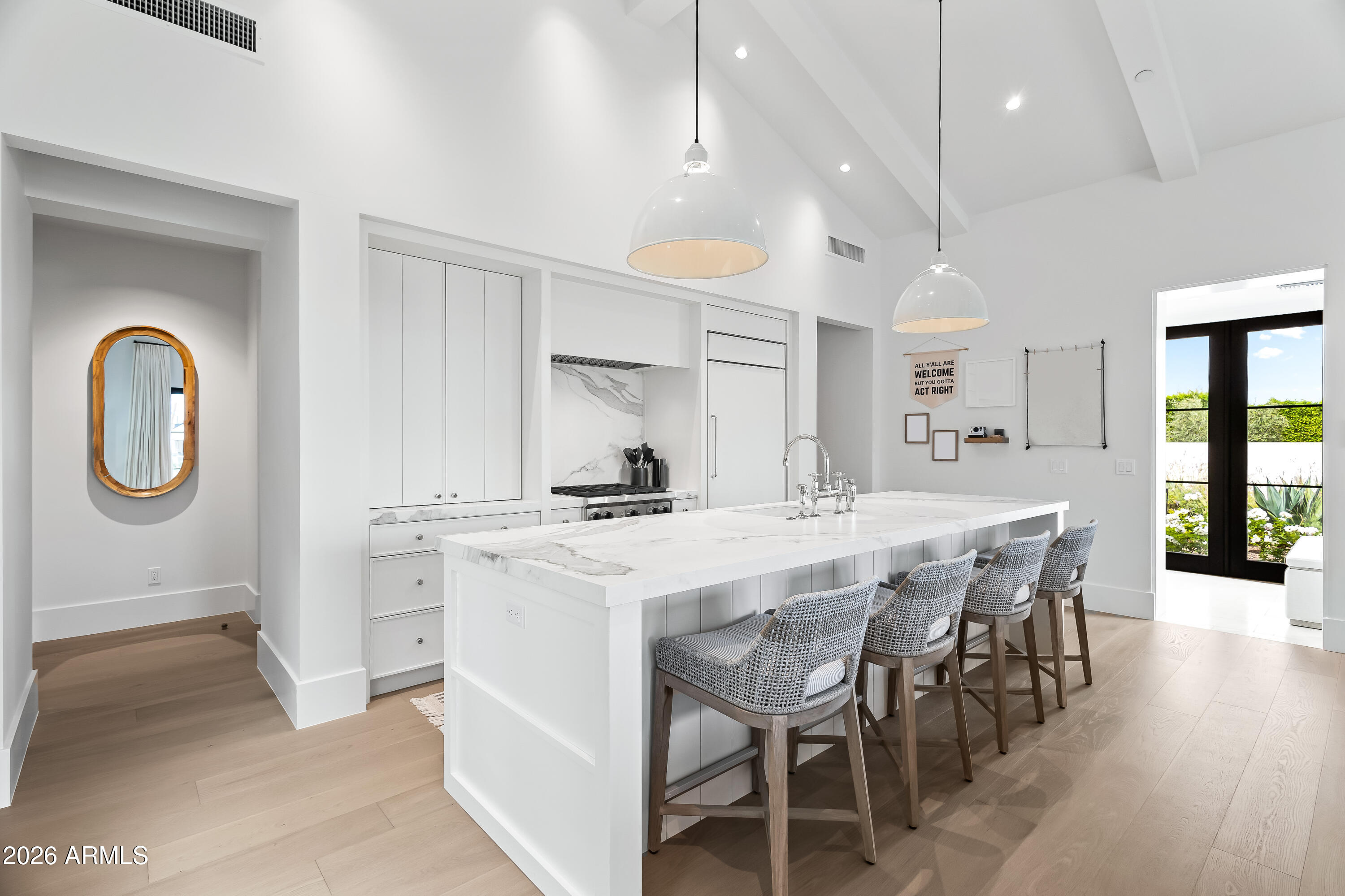 5531 E MOCKINGBIRD Lane