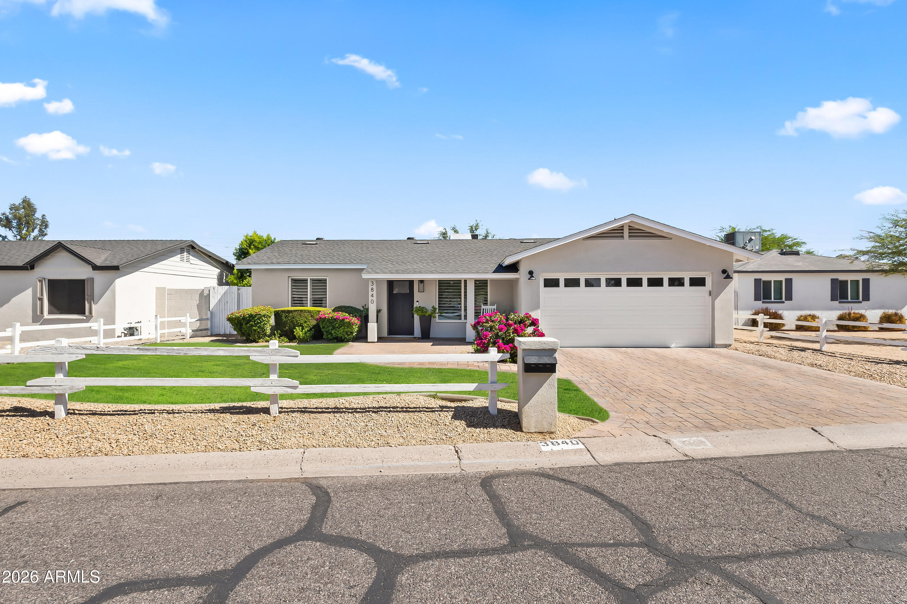 3840 E MULBERRY Drive