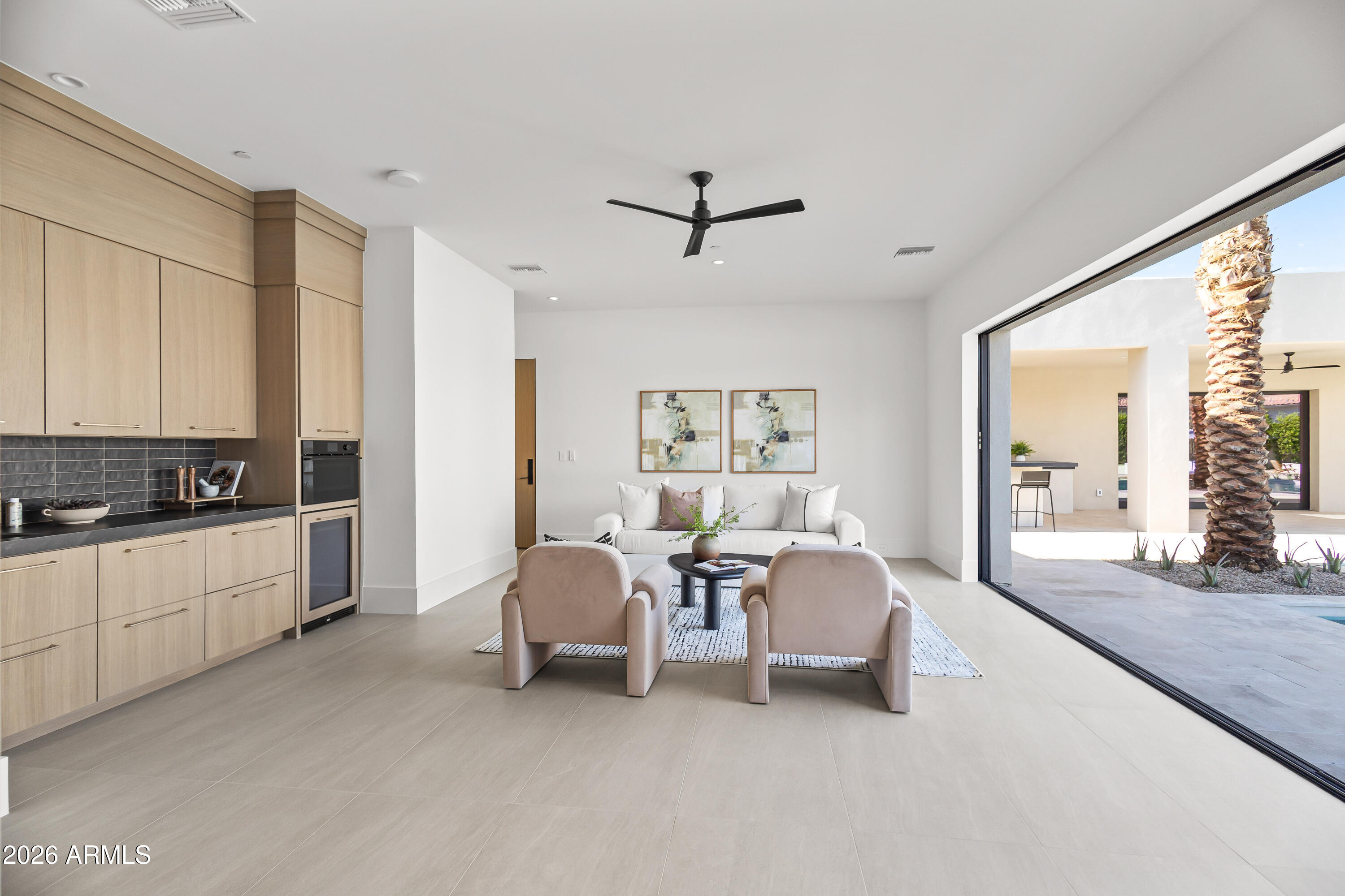 5225 E MOCKINGBIRD Lane
