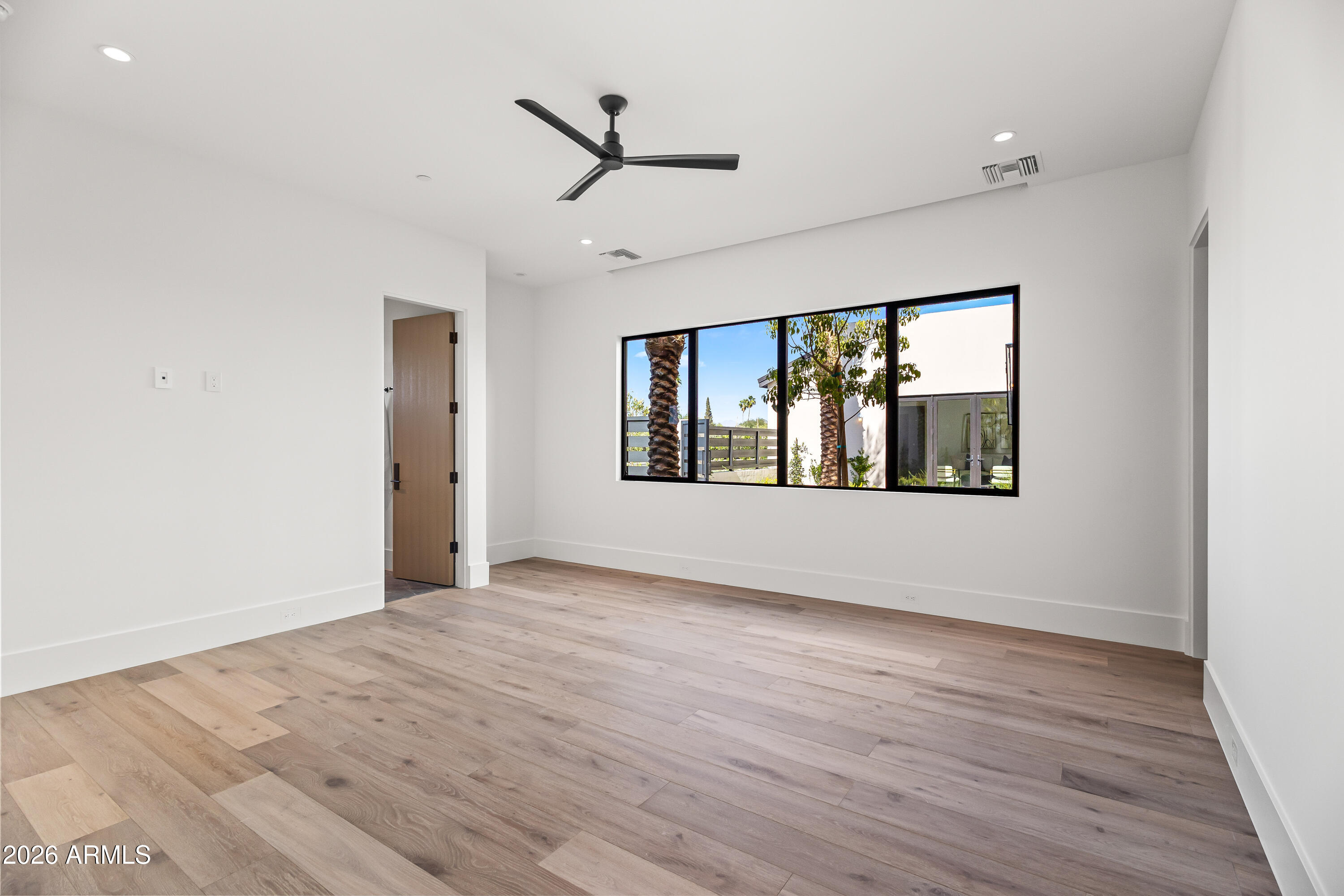 5225 E MOCKINGBIRD Lane