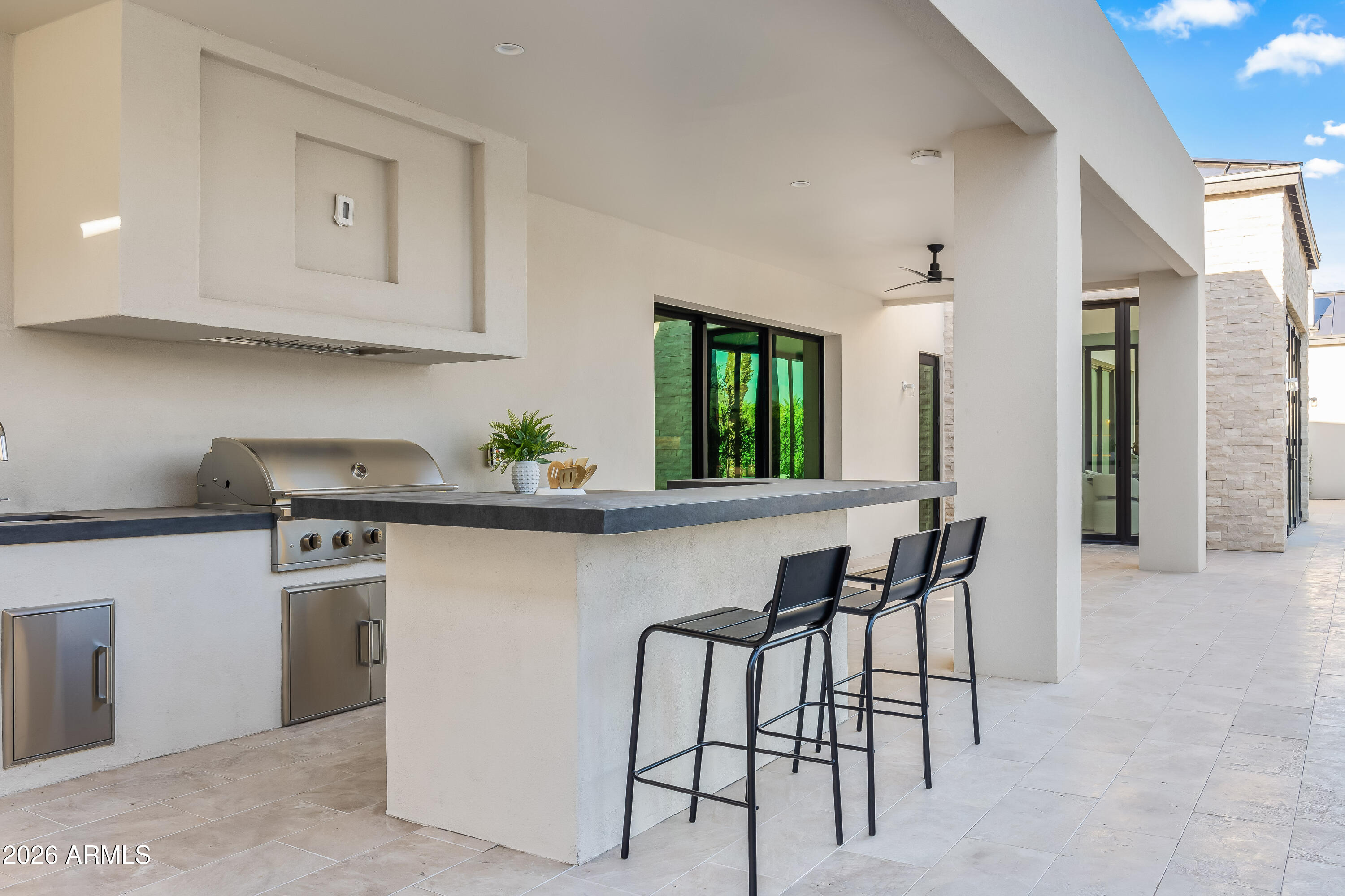 5225 E MOCKINGBIRD Lane