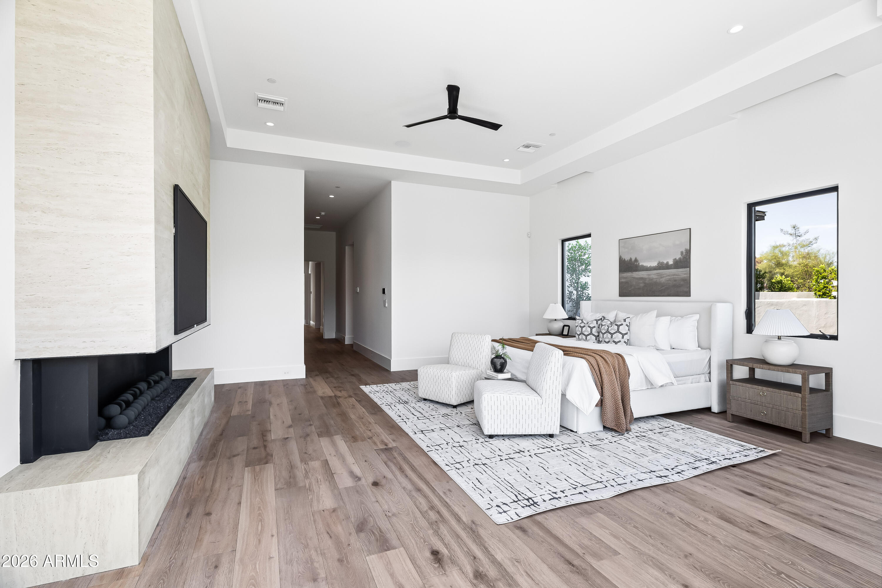 5225 E MOCKINGBIRD Lane