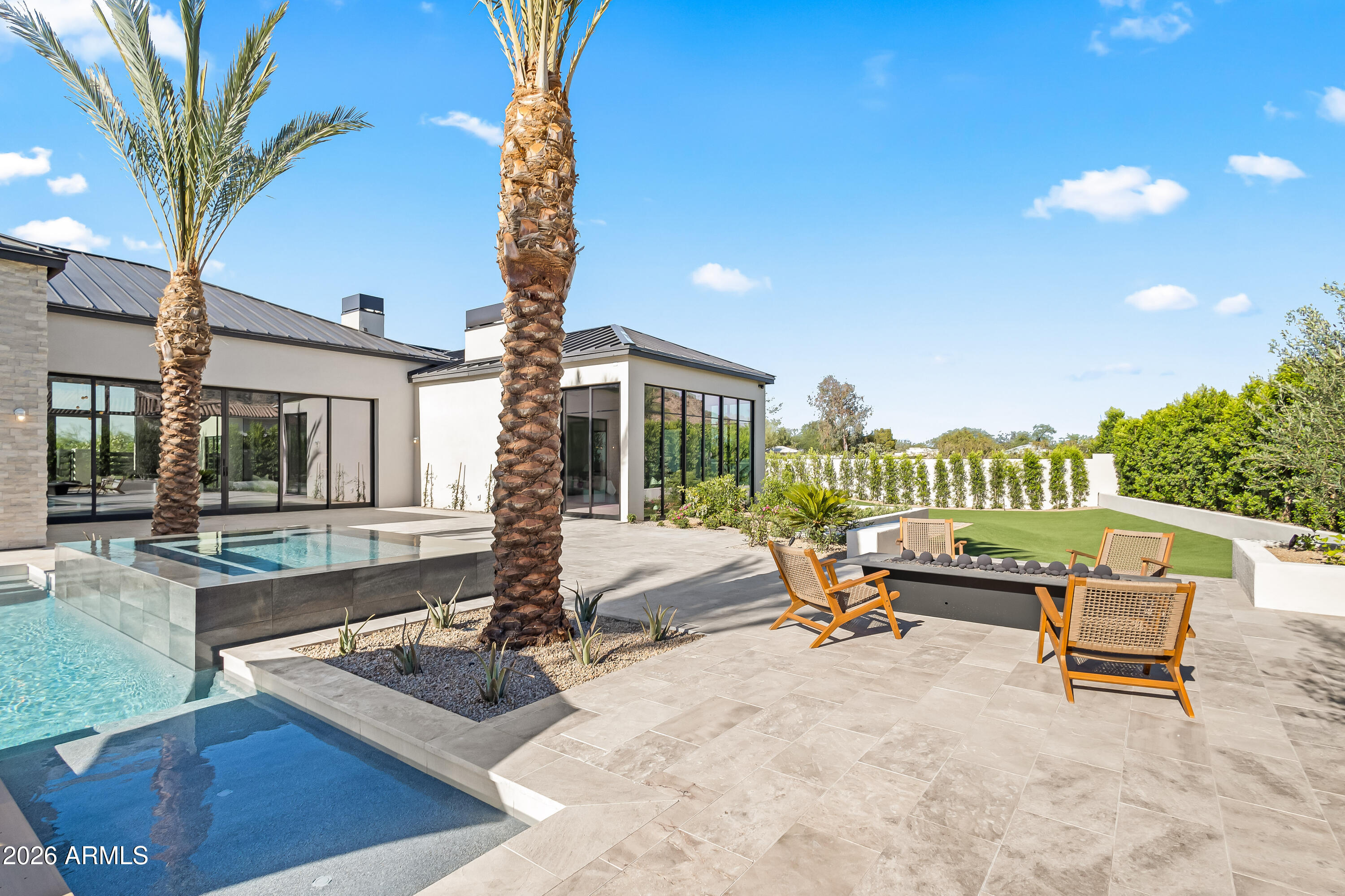 5225 E MOCKINGBIRD Lane