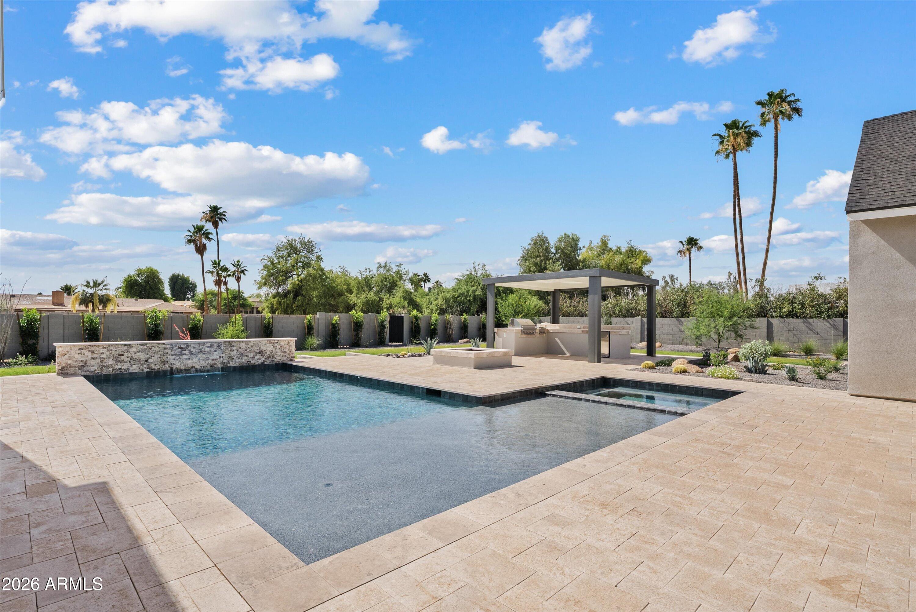 10242 N 58TH Street