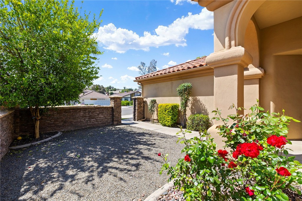 23204 Continental Drive