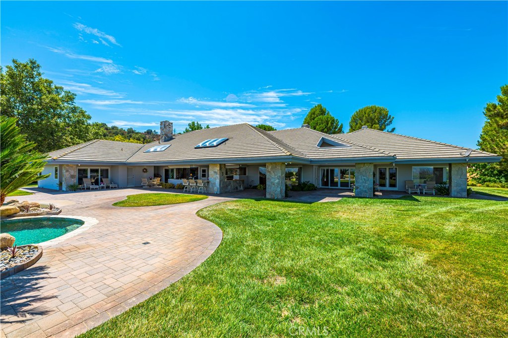 21410 Avenida De Arboles