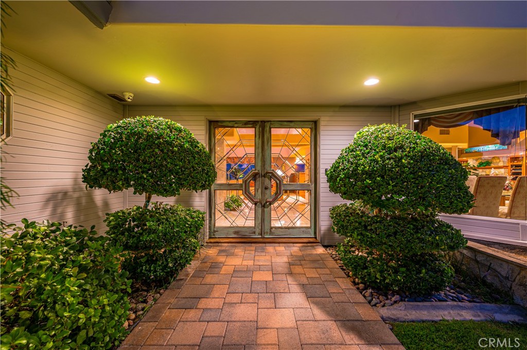 21410 Avenida De Arboles