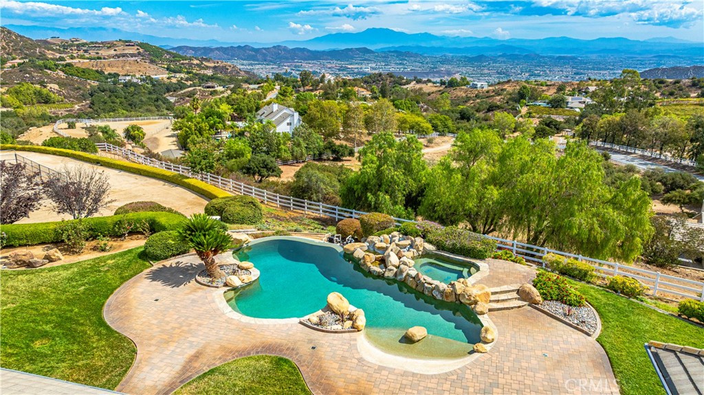 21410 Avenida De Arboles