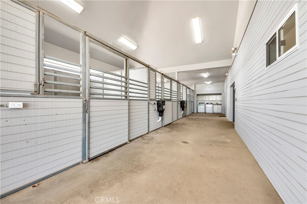 21410 Avenida De Arboles