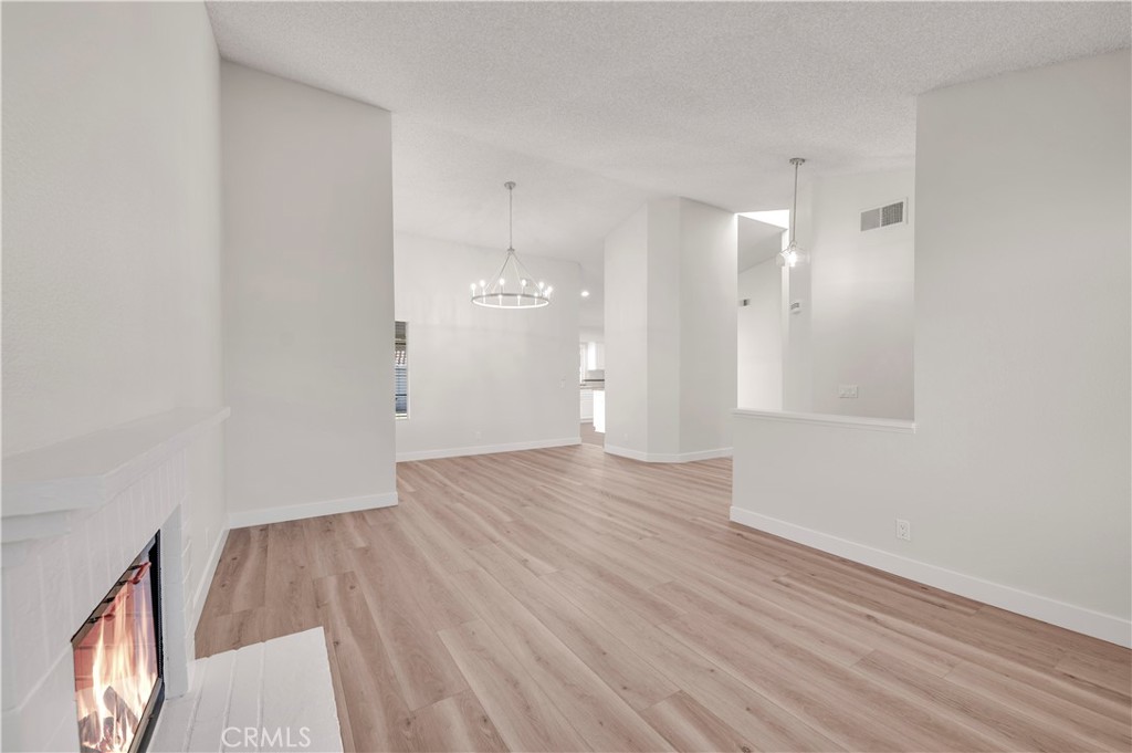29296 Knoll Court