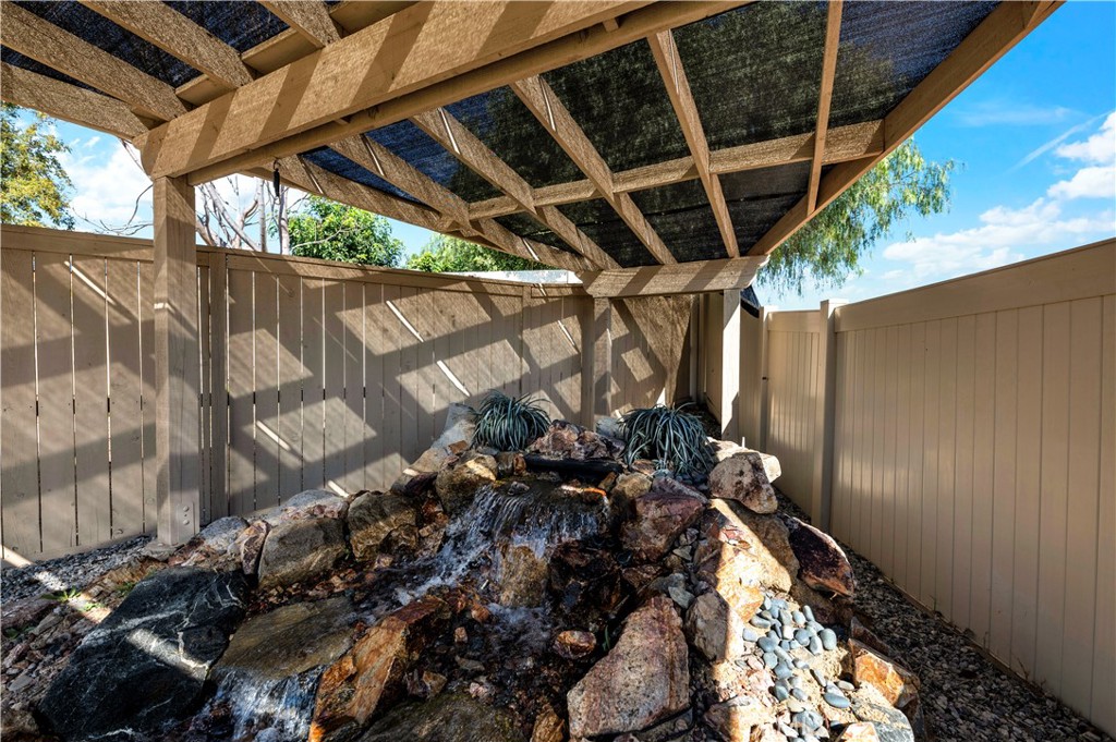 29296 Knoll Court