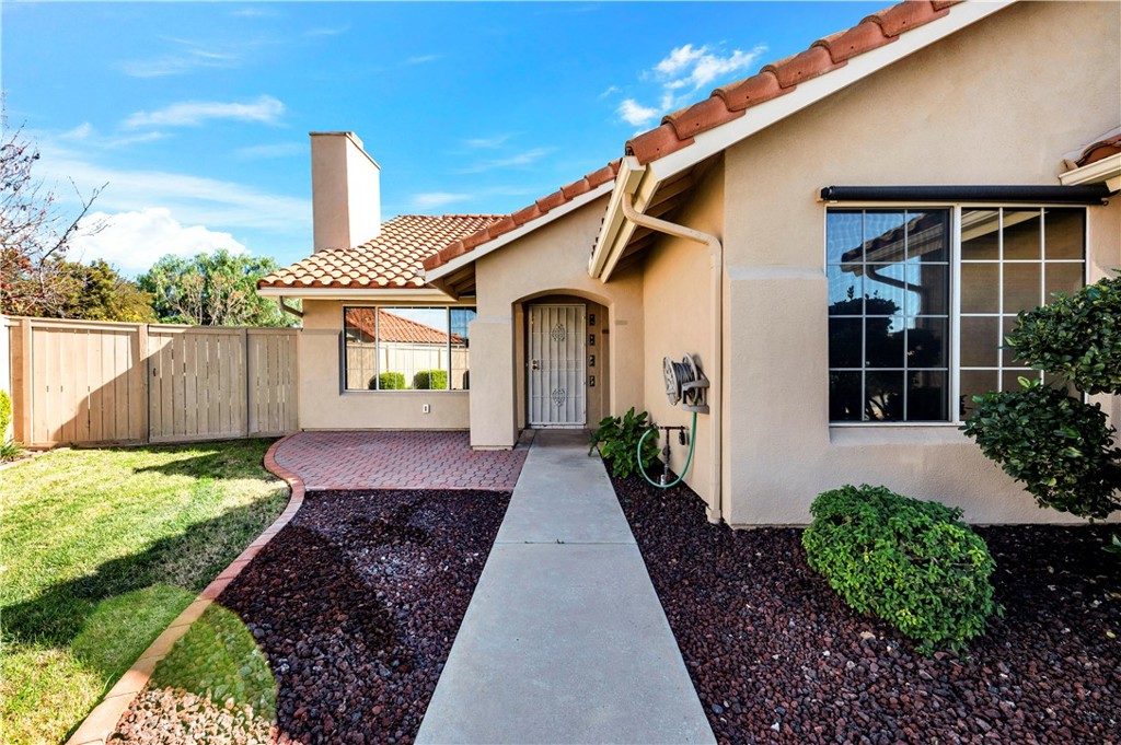 29296 Knoll Court