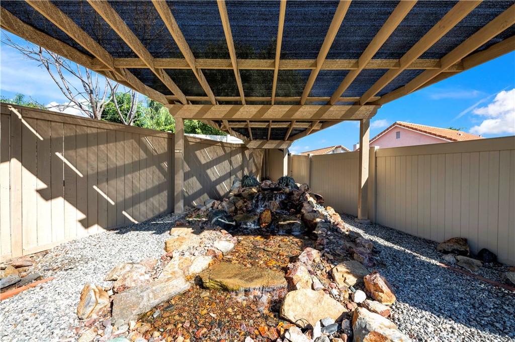 29296 Knoll Court