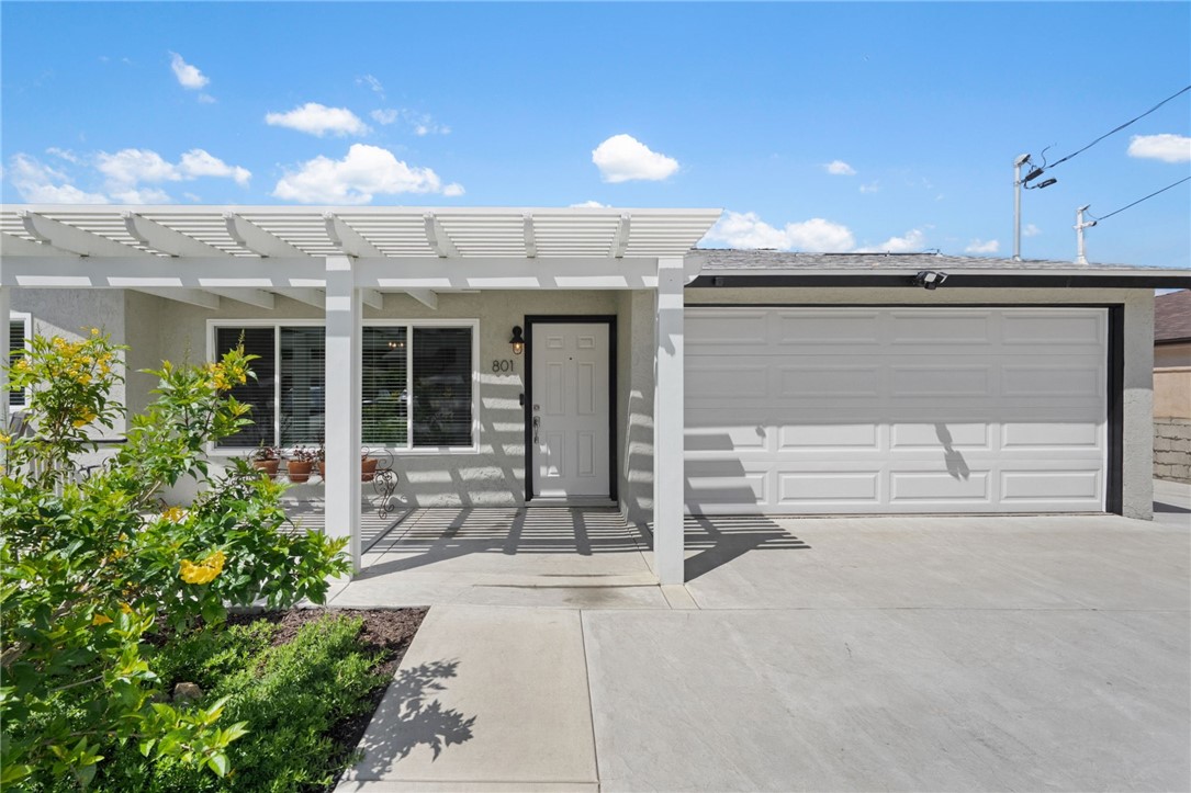 801 La Palma Drive