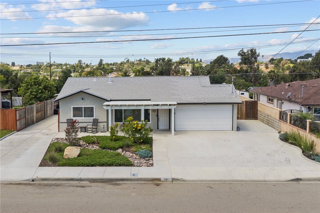 801 La Palma Drive