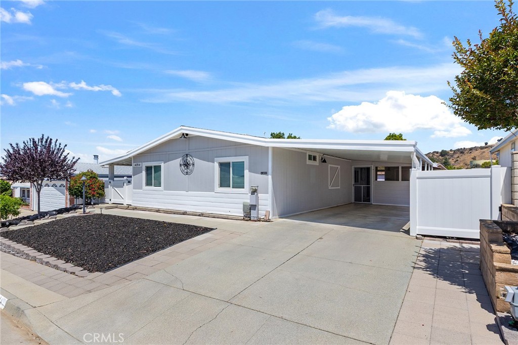 40914 Laredo Trail