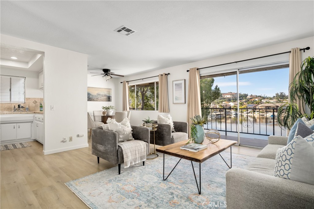 24319 Canyon Lake Drive N 8