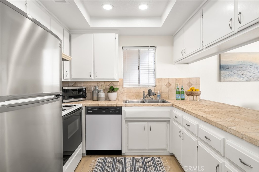 24319 Canyon Lake Drive N 8