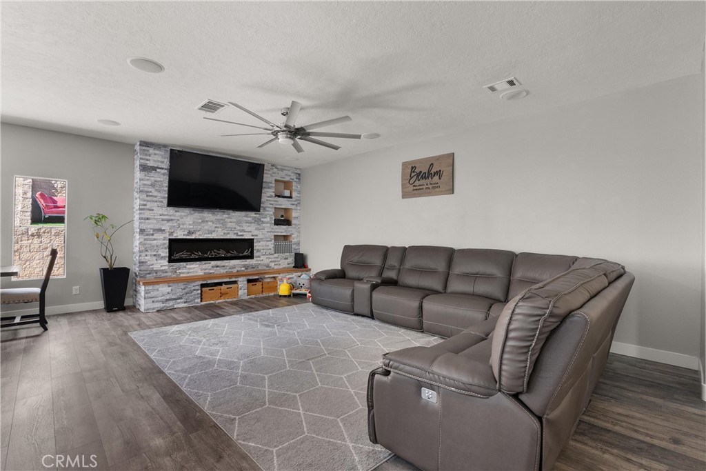 30709 Long Point Drive