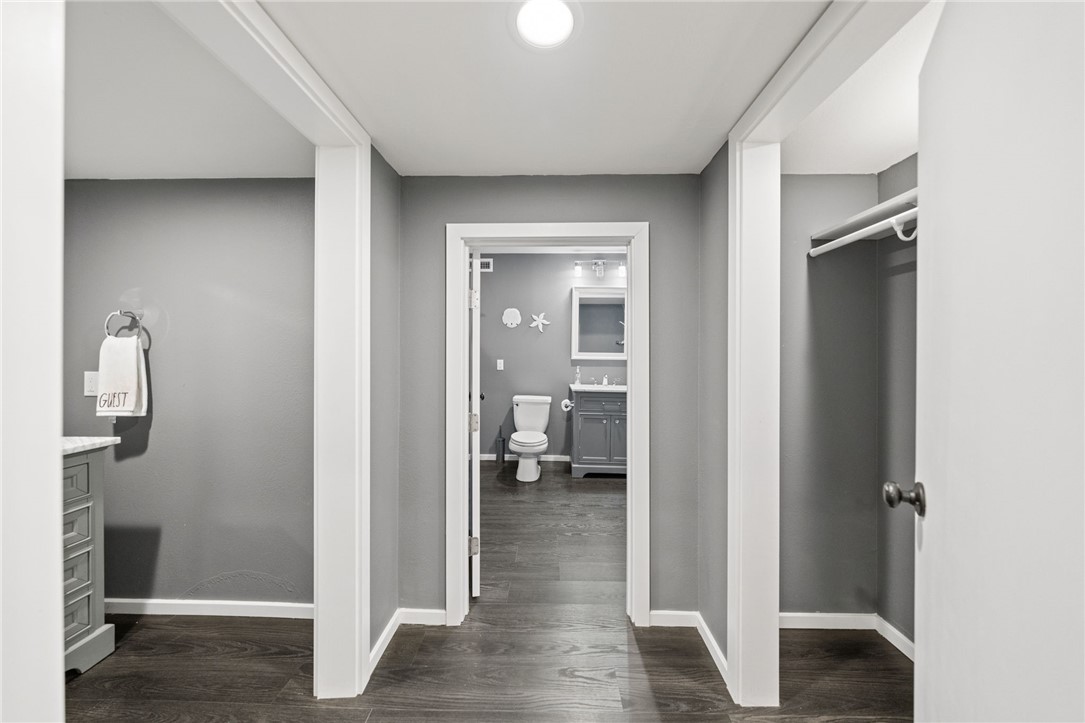 22001 Loch Lomond Drive