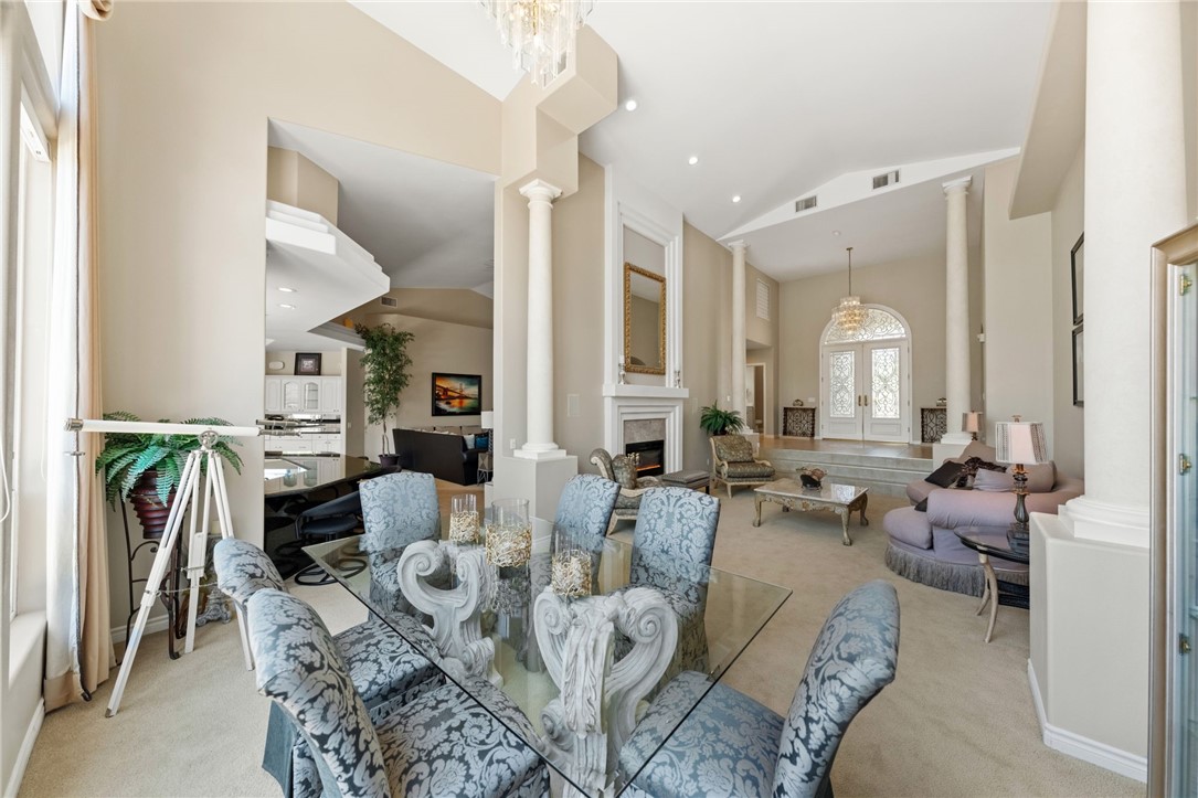 22001 Loch Lomond Drive