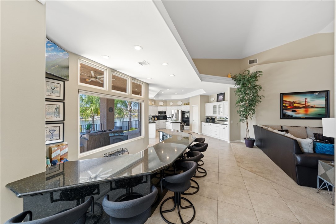 22001 Loch Lomond Drive