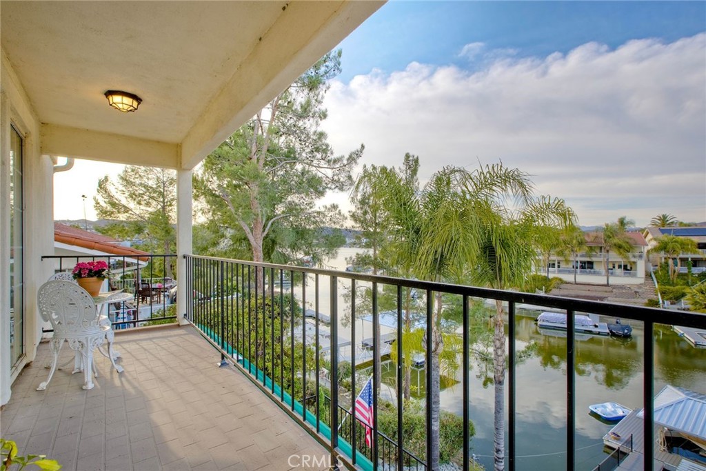 22546 Lighthouse Drive