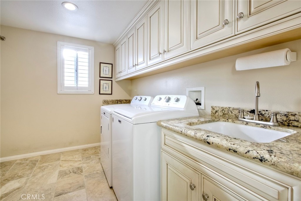 22546 Lighthouse Drive