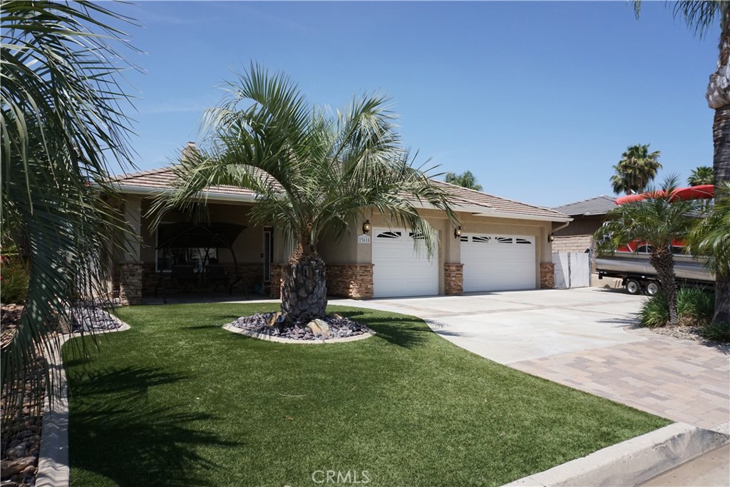 23618 Canyon Lake Drive N