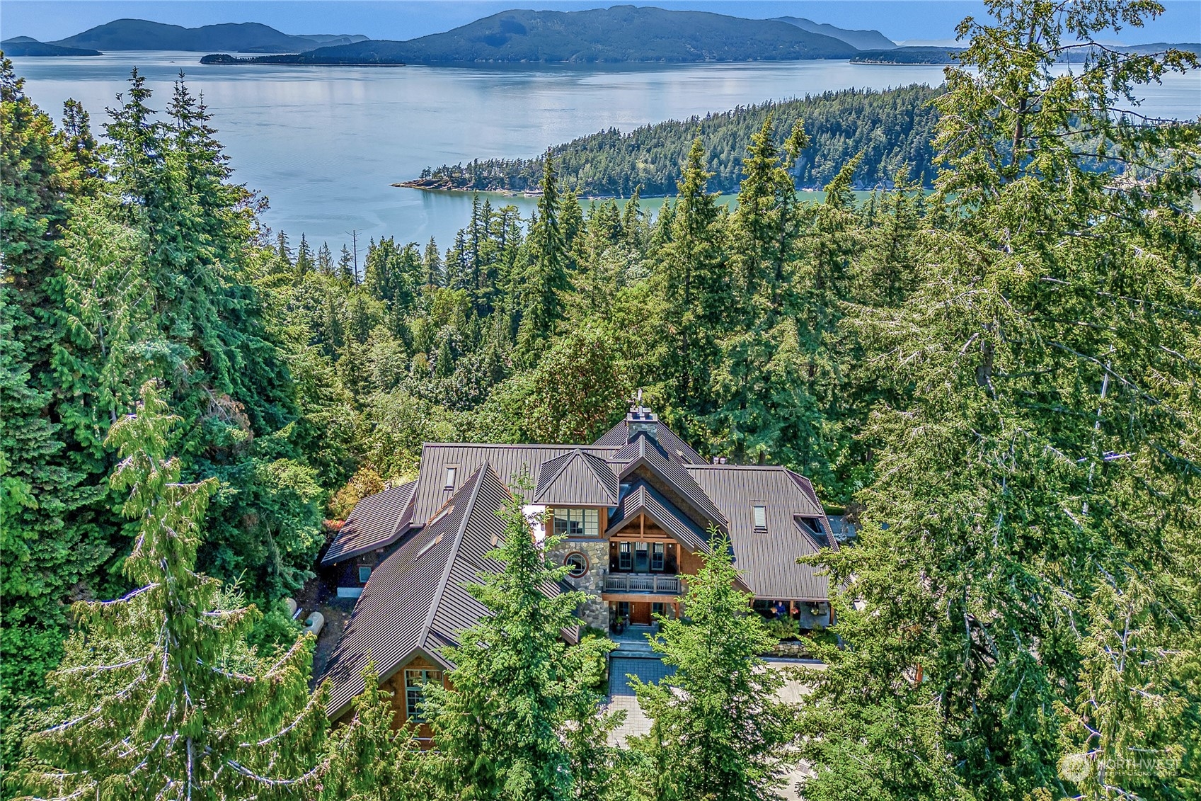 1401 Chuckanut Crest Drive