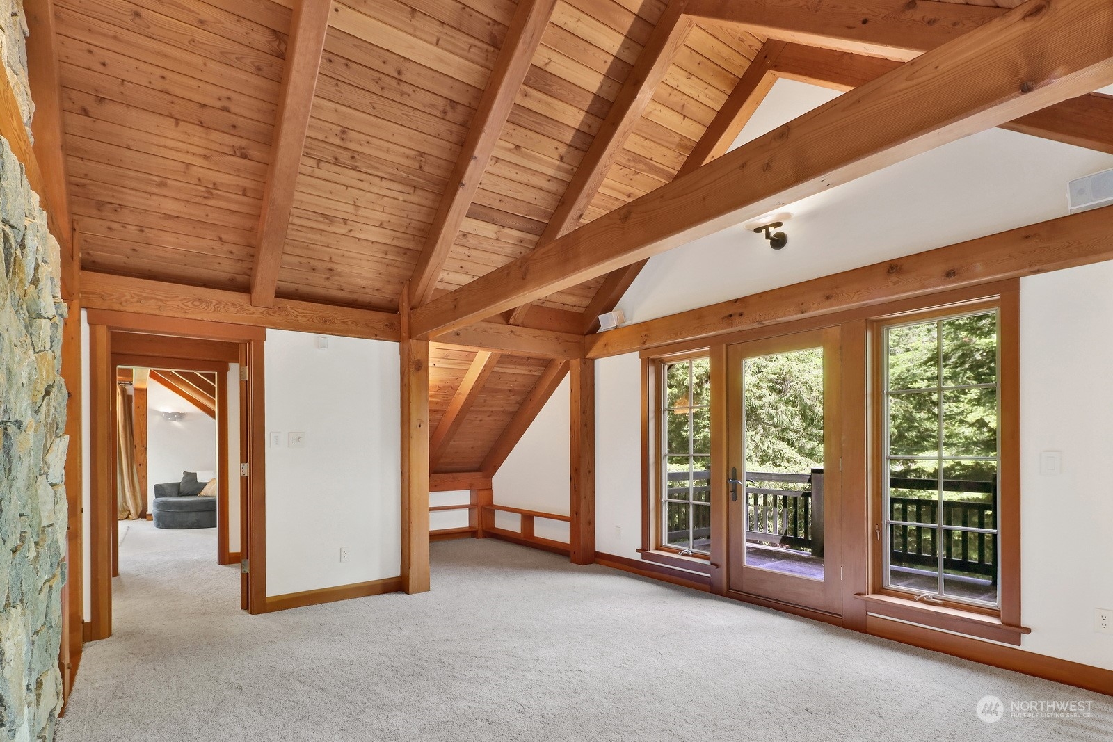 1401 Chuckanut Crest Drive