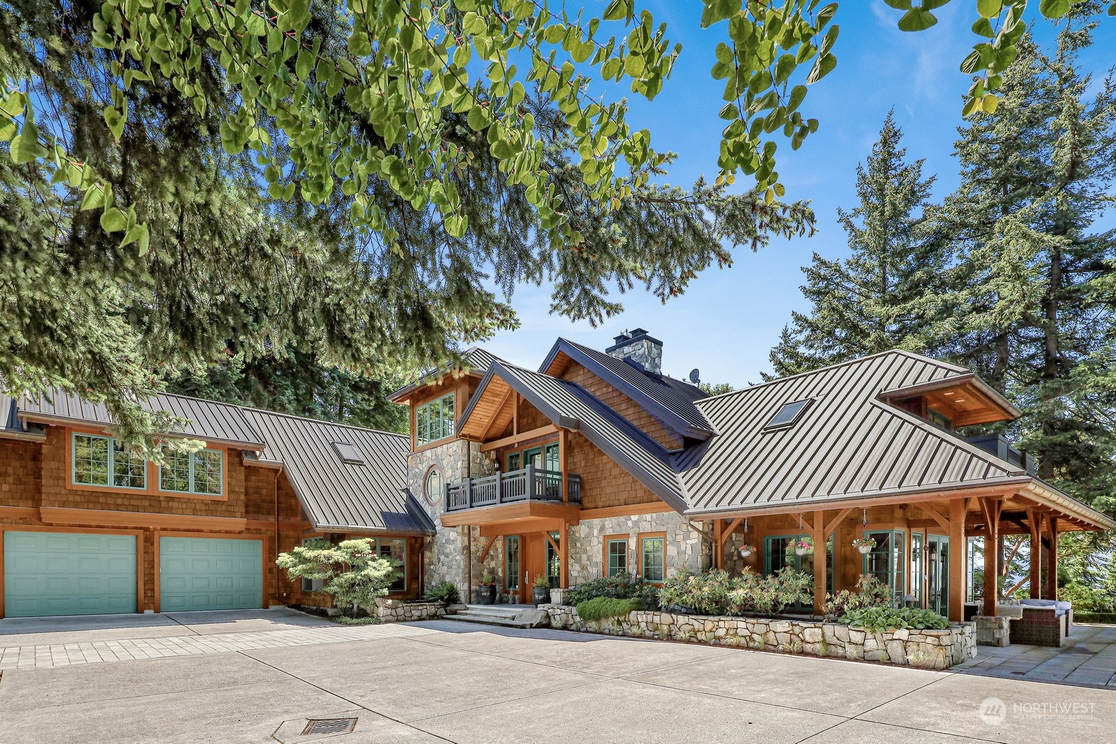 1401 Chuckanut Crest Drive