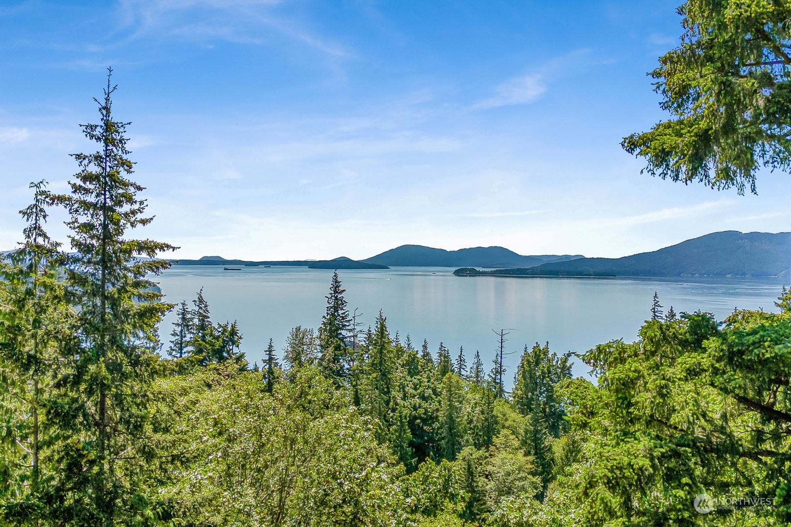 1401 Chuckanut Crest Drive
