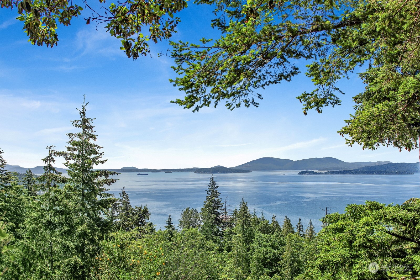 1401 Chuckanut Crest Drive