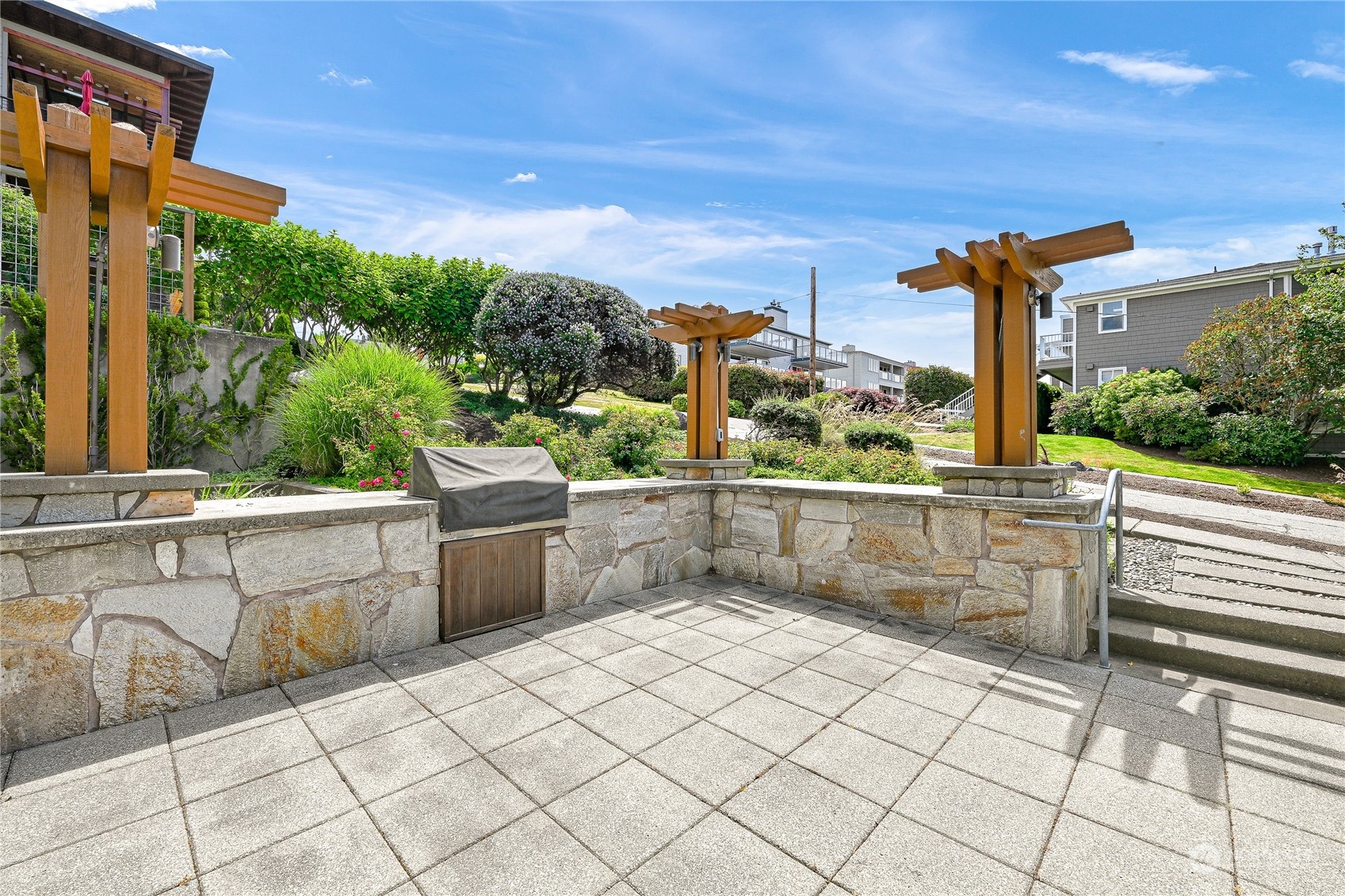 811 10th Street Unit: 203
