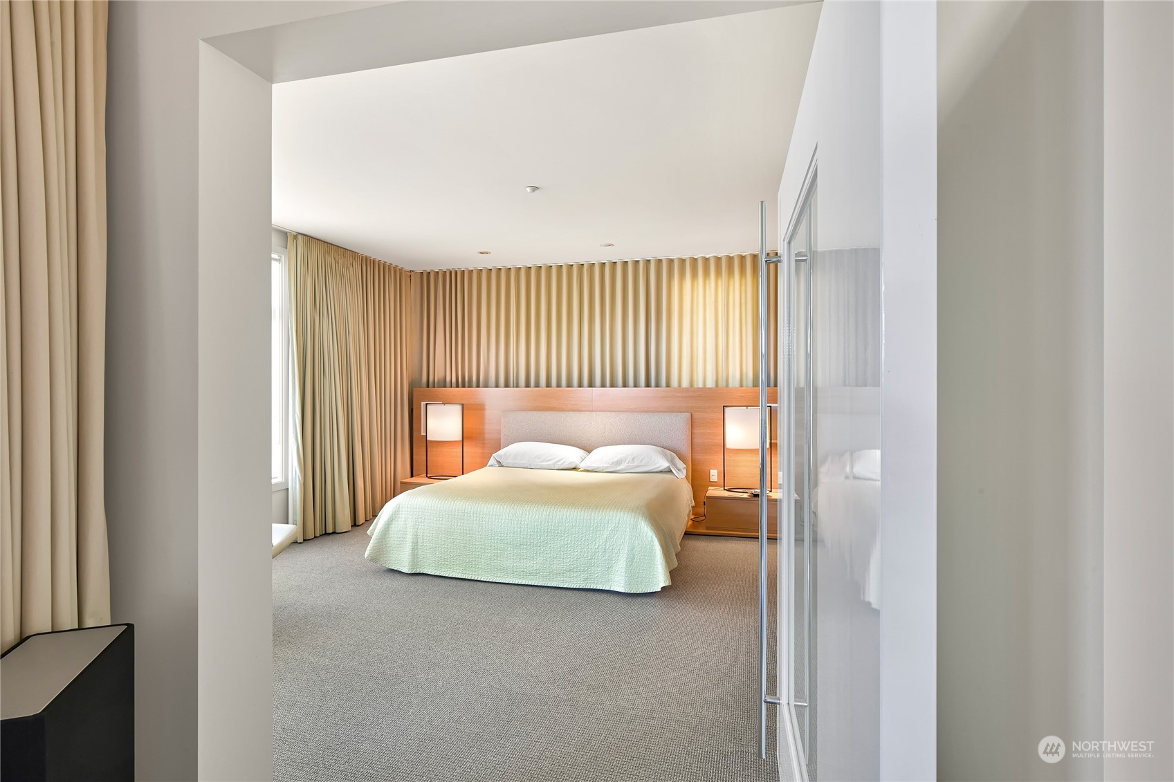 811 10th Street Unit: 203