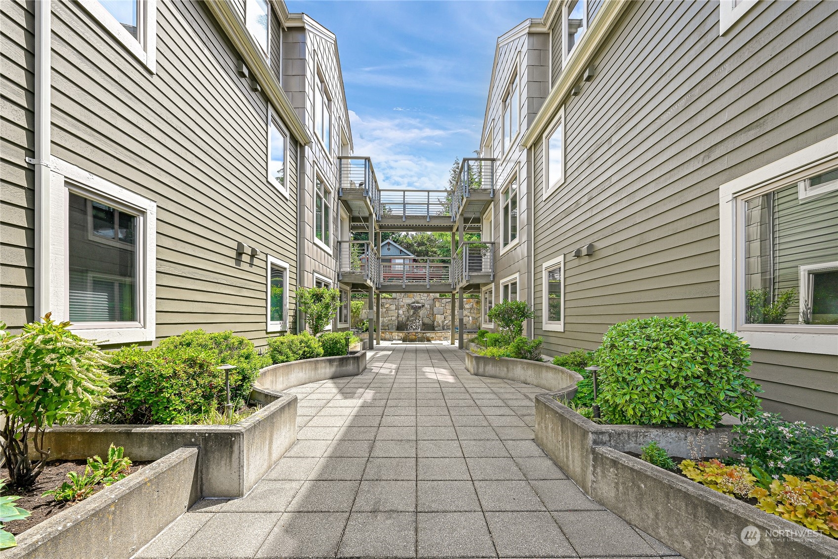 811 10th Street Unit: 203