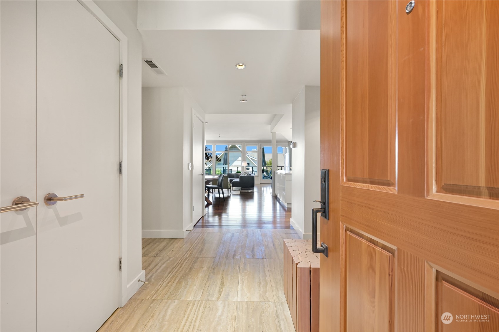 811 10th Street Unit: 203