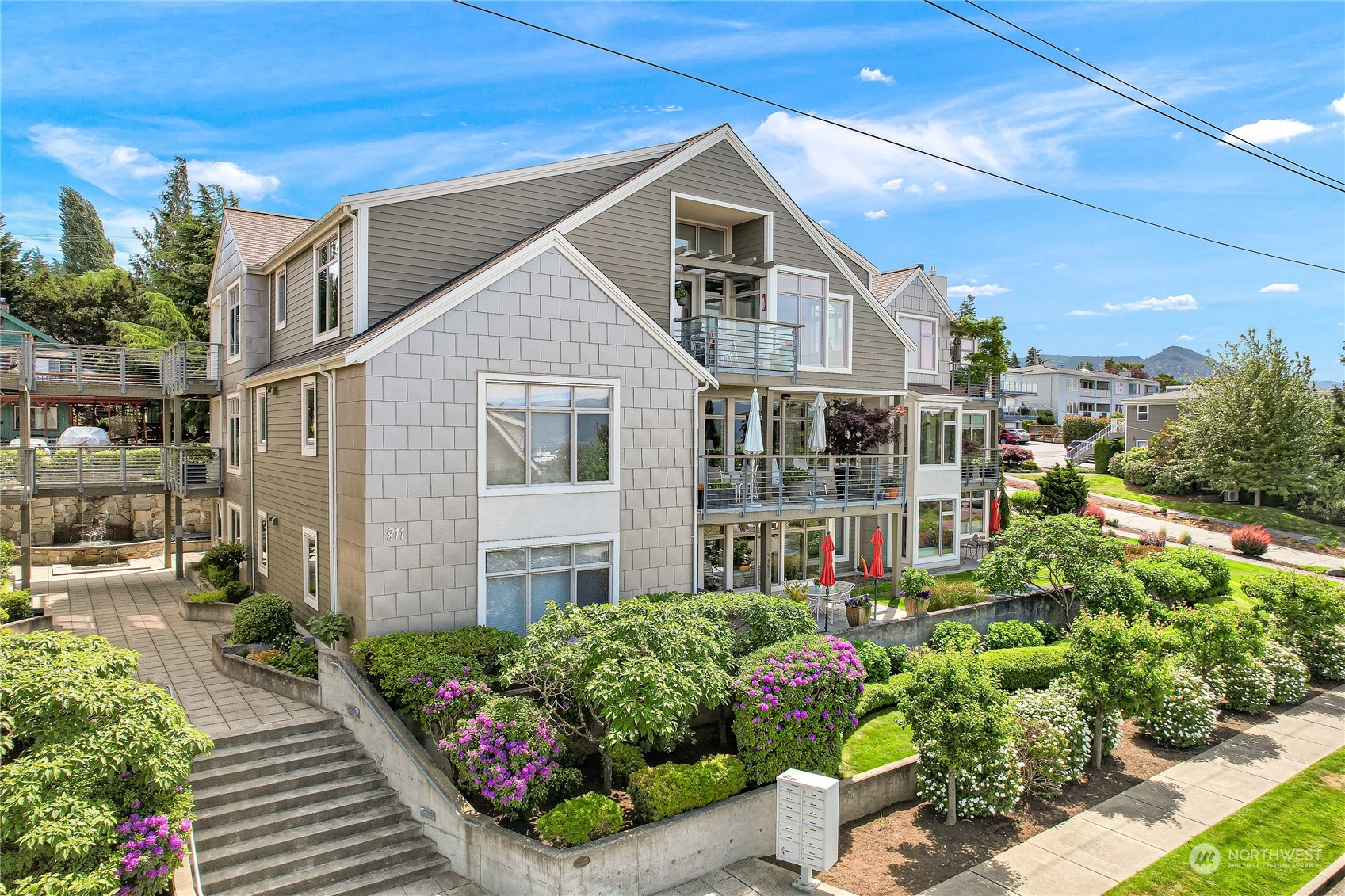 811 10th Street Unit: 203